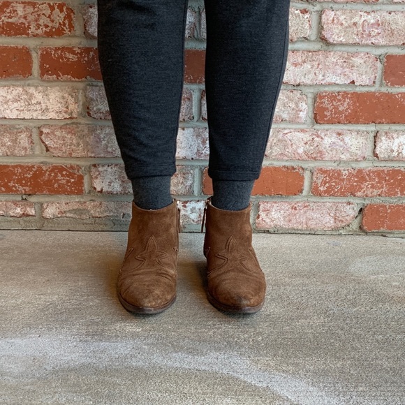 Freda Salvador Arroyo western tan leather bootie size 7.5 - Picture 8 of 10